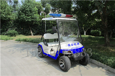 高尔夫巡逻车01