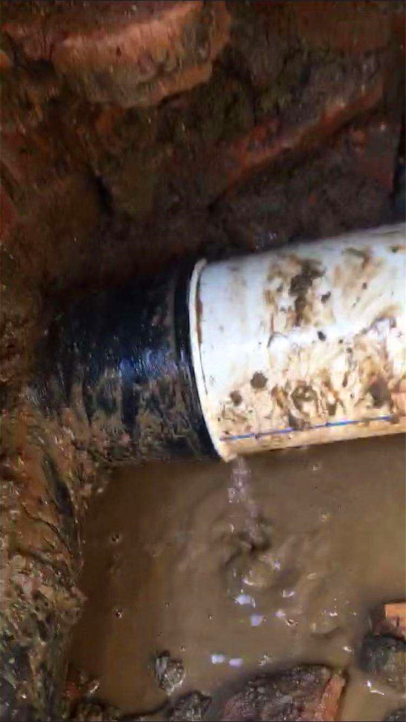 天津市楼上漏水检测收费的标准 水管漏水 卫生间顶漏水怎么办
