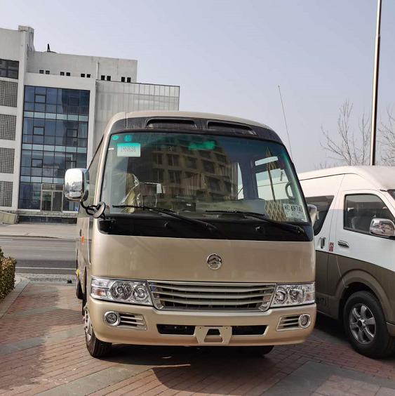 天津中型城乡中巴车 19座中巴车 职工通勤车低价格直销