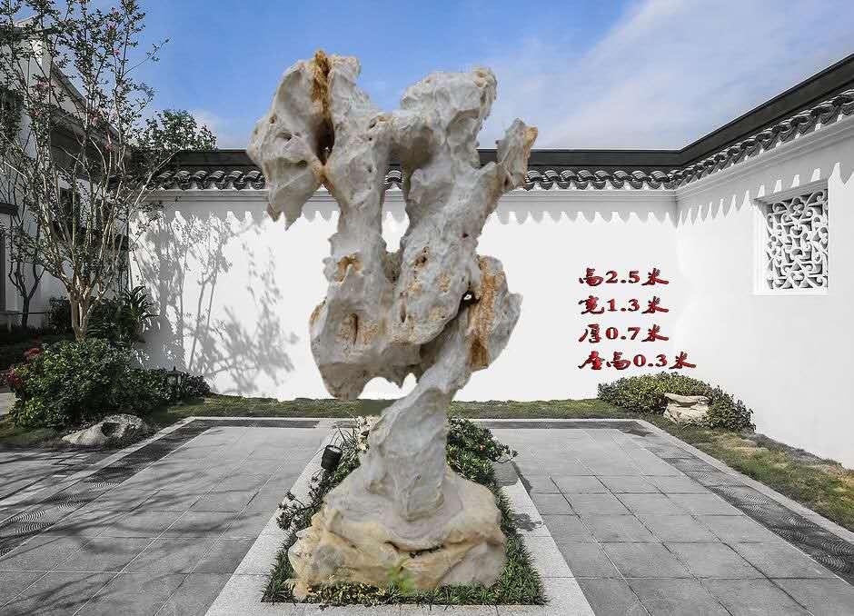 江苏太湖石产地假山精选太湖石定制太湖石别墅摆件装饰
