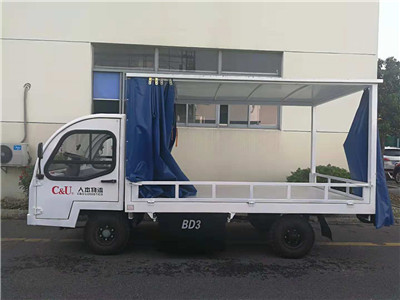 电动厢式货车