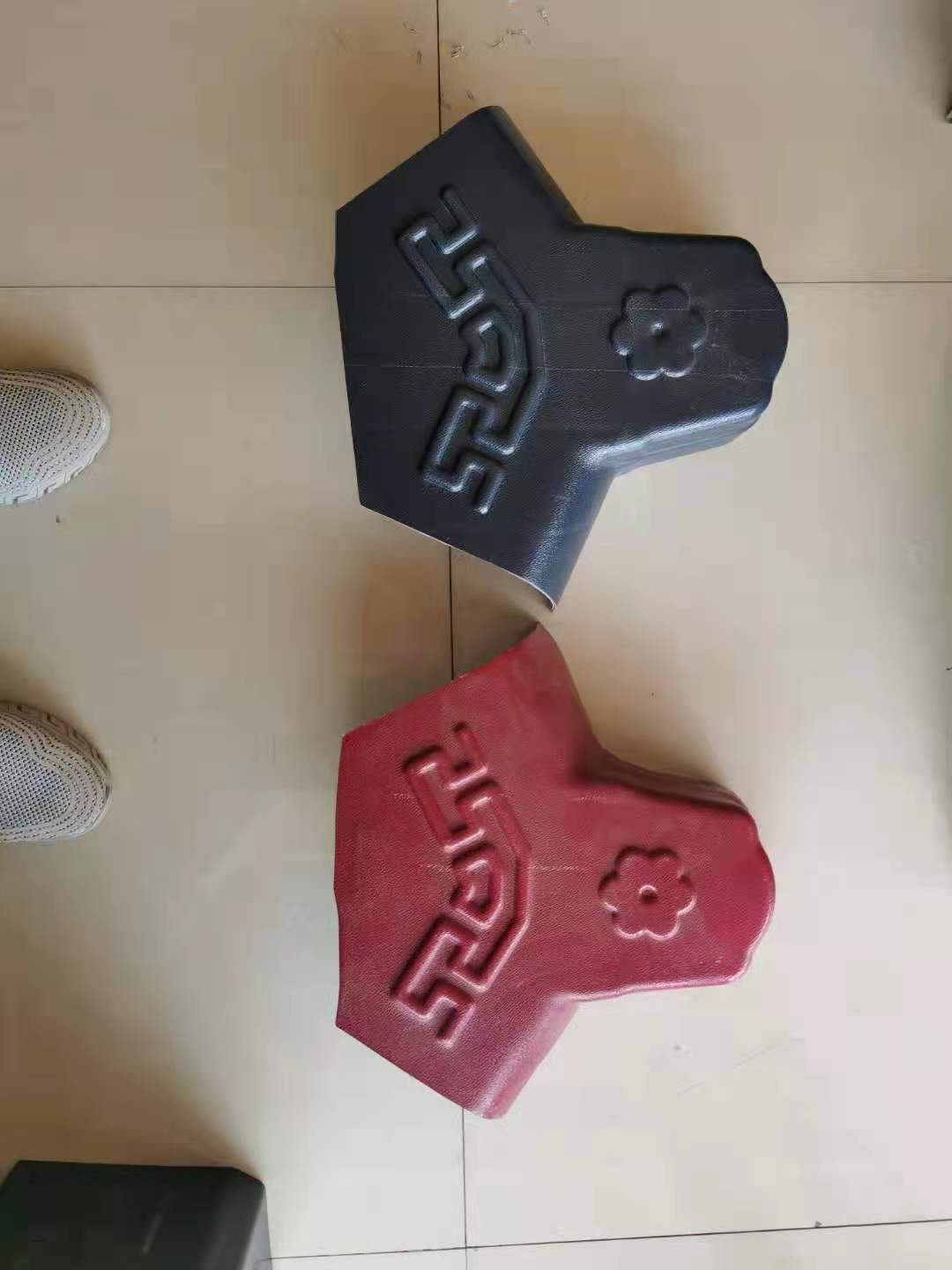 侧封堵头，硅钙高波树脂瓦辅件，配件齐全，欢迎垂询