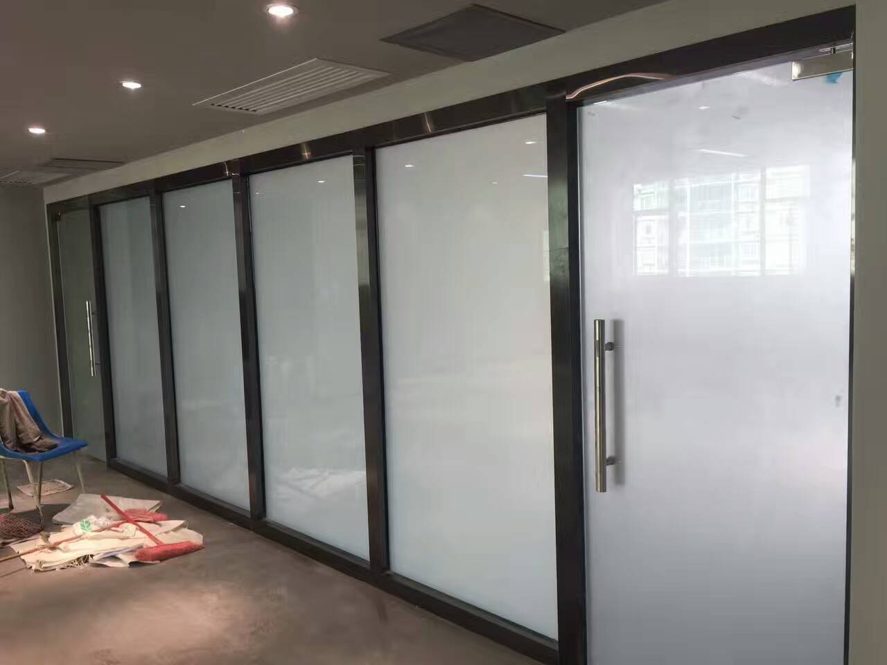 天津西青区安装玻璃隔断全攻略品牌